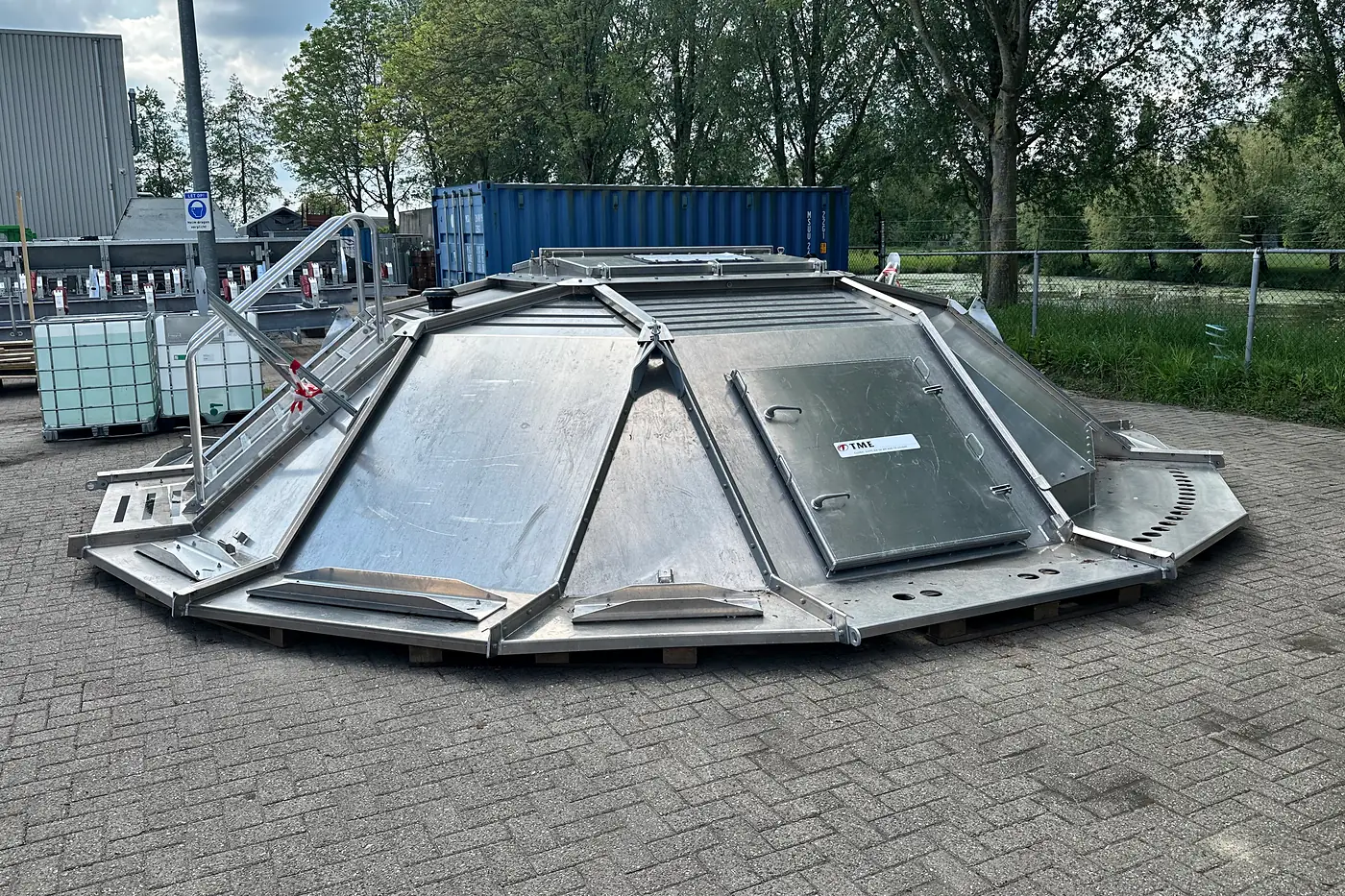 Samengestelde aluminium kap voor een offshore windturbine